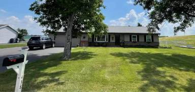 Main picture of 438 Walnut Run Rd
