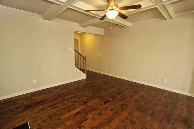 Main picture of 3120 Hallmark Ln