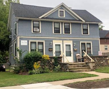 Main picture of 110 E Hoover Ave