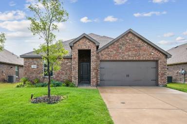 Main picture of 1413 Colonial Bluff Ln