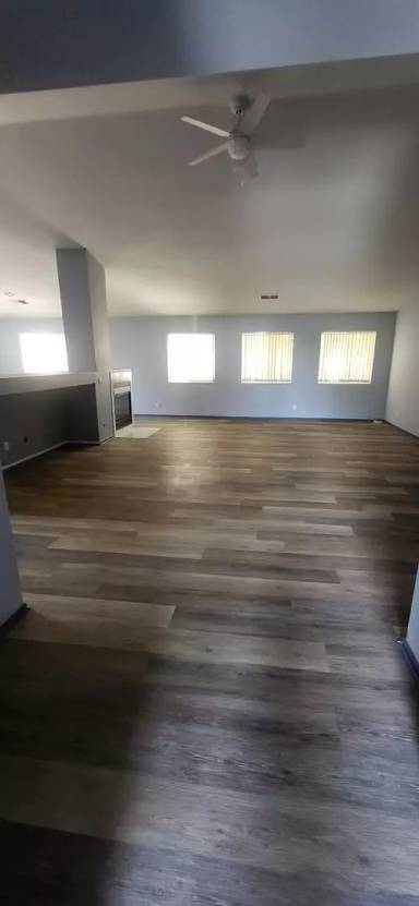 Main picture of 3883 Sydney St