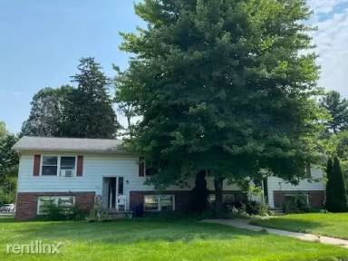 Main picture of 105 John St