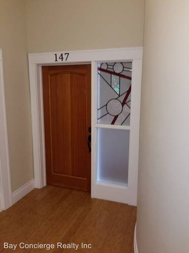 Main picture of 147 8th St N