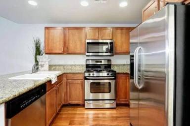 Main picture of Westlake Villas