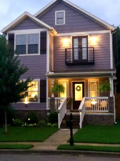 Main picture of 1734 S 39th Pl