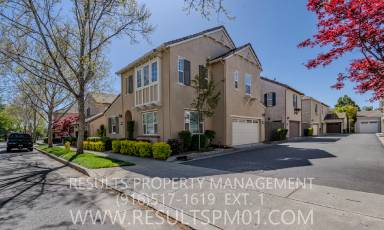 Main picture of 47 Villa Gardens Ct