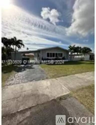 Main picture of 8822 SW 41st Ter