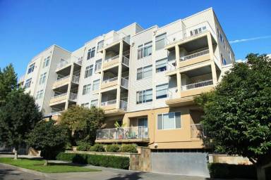 Main picture of 6410 9th Ave NE