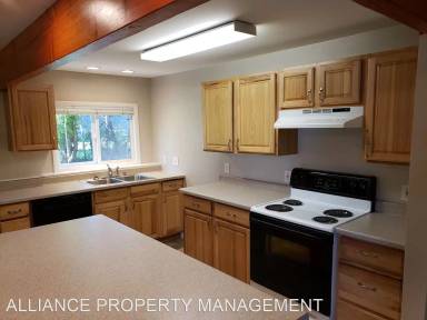 Main picture of 526 N 11th Ave