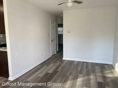 Main picture of 1300 W 27th St