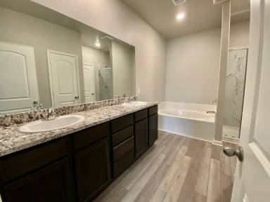 Main picture of 244 Mount Vernon Way