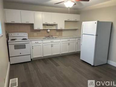 Main picture of 1555 Stanford Rd