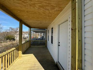 Main picture of 833 Estella Ave