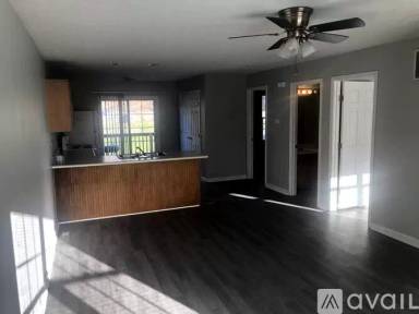 Main picture of 724 Parkway Ave
