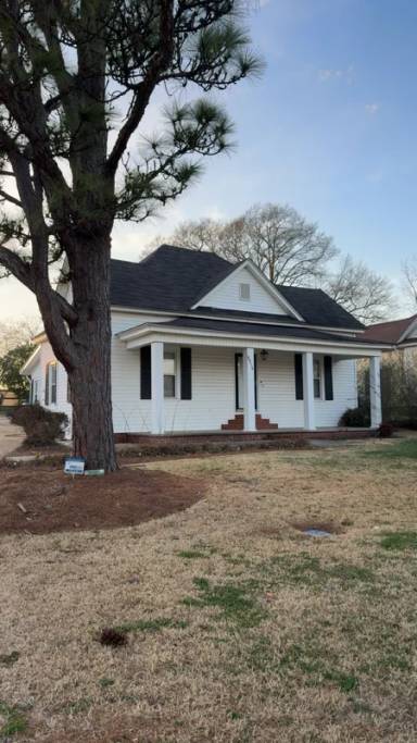 Main picture of 9916 N Nash St