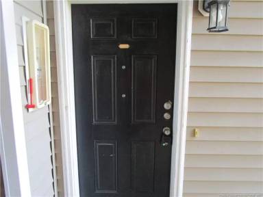 Main picture of 621 Marshtree Ln