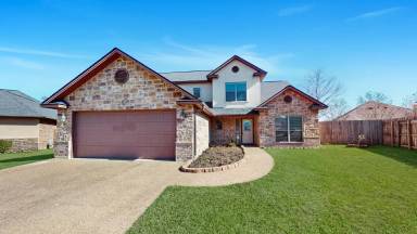 Main picture of 2706 Colony Creek Dr