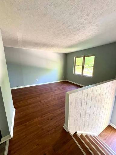 Main picture of 110 Stewart Dr