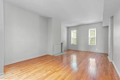 Main picture of 1708 S Tucker