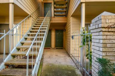 Main picture of 12550 Whittington Dr Apartments