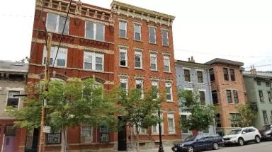 Main picture of 1325 Pendleton St