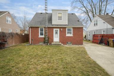 Main picture of 7820 19th Ave