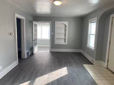 Main picture of 100 Summit Ave