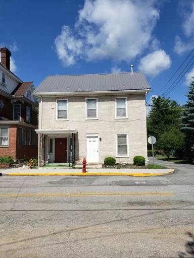 Main picture of 162 N Carlisle St