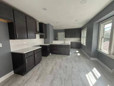 Main picture of 1206 N 46th St