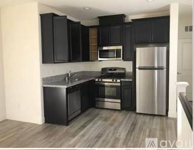 Main picture of 530 E Isidoro Ave