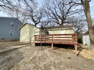 Main picture of 525 Triangle Dr