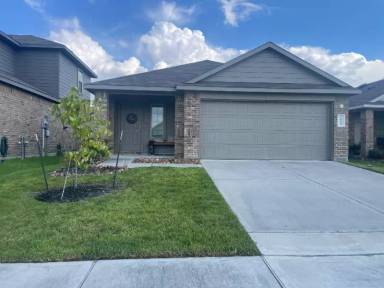 Main picture of 2434 Moraine Valley Dr
