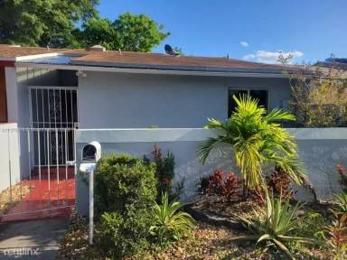 Main picture of 420 NW 8th St