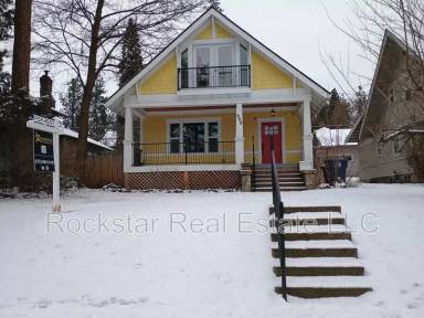 Main picture of 908 E 9th Ave