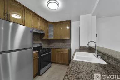 Main picture of 1025 Idaho Ave