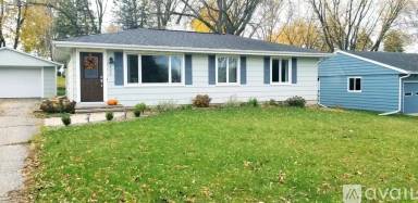 Main picture of 406 E Verleen Ave