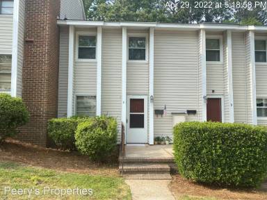 Main picture of 2696 Brigadoon Ln