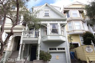 Main picture of 2638 Hyde St