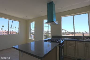 Main picture of 953 N Normandie Ave