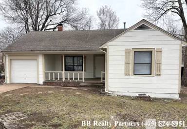 Main picture of 4533 E 5th Pl