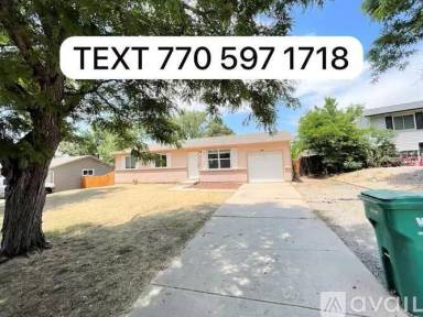Main picture of 1225 E Hubbell St