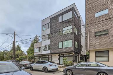 Main picture of 854 NE 89th St