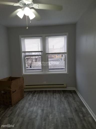 Main picture of 4070 N Kenmore Ave