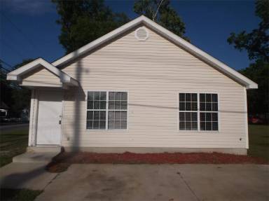 Main picture of 311 West St