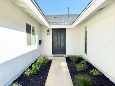 Main picture of 634 Fresca St