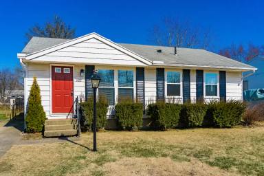 Main picture of 680 Williams Rd