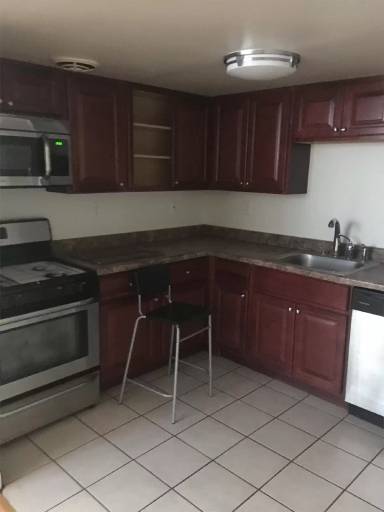 Main picture of 895 N Fallon St