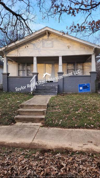 Main picture of 409 Howell St