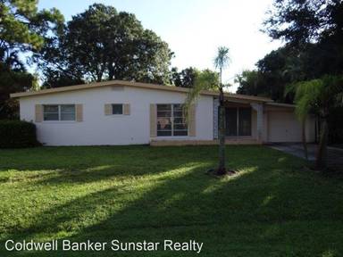Main picture of 2538 Lakeshore Cir