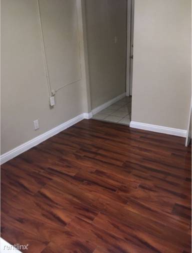 Main picture of 504 S Bonnie Brae St